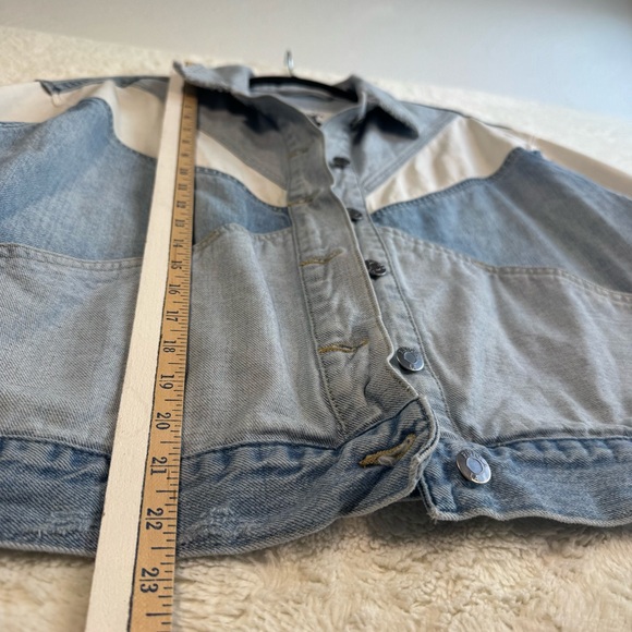 Pistola Willow Colorblock Jean Jacket in Transitions Womens Medium Denim Classic - Picture 7 of 8